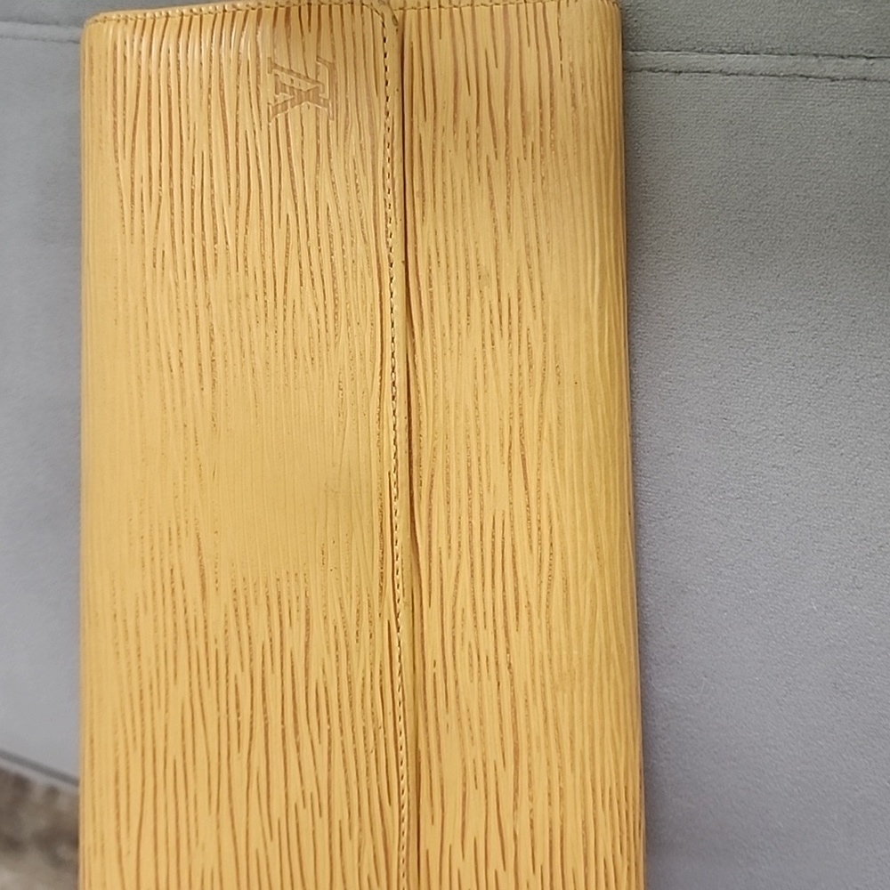 Louis Vuitton Epi Leather Wallet